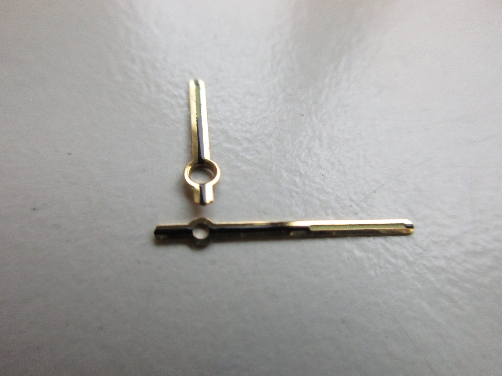 Set of 2 plated-luminous watch hands AS cal. 2063 – 150/90