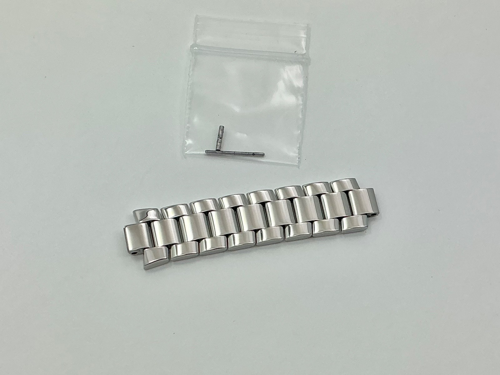 Ladies Baume & Mercier Riviera 65505 CONTINUOUS Partial Band Stainless Steel