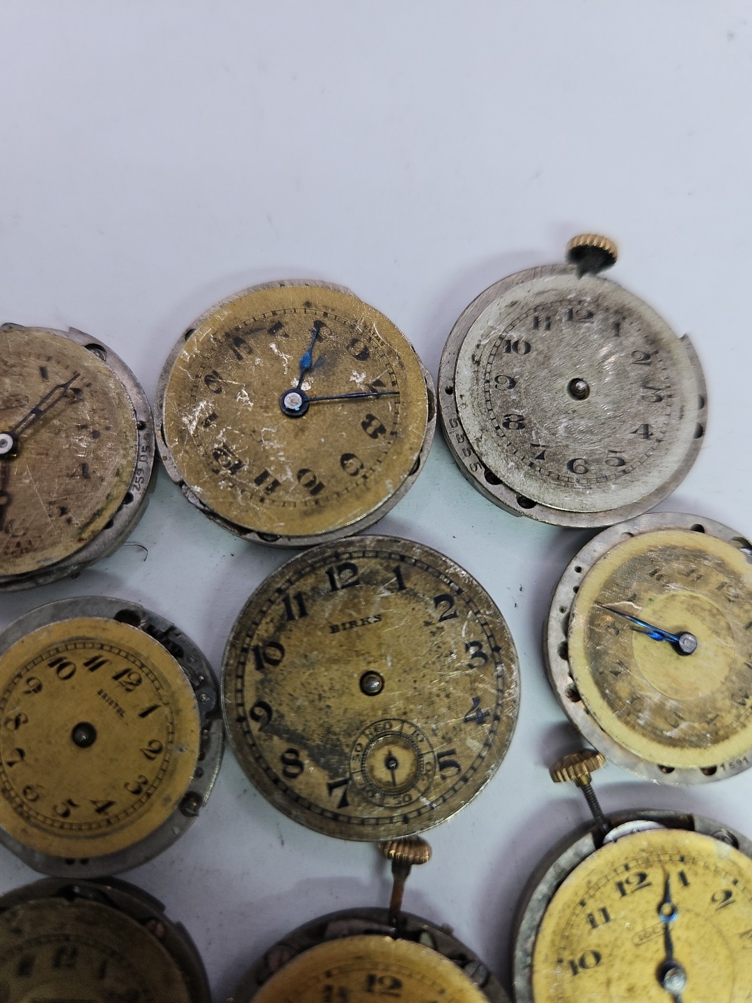 (16) Small Watch Movement Lot Parts/Repair/Crafts (M1)