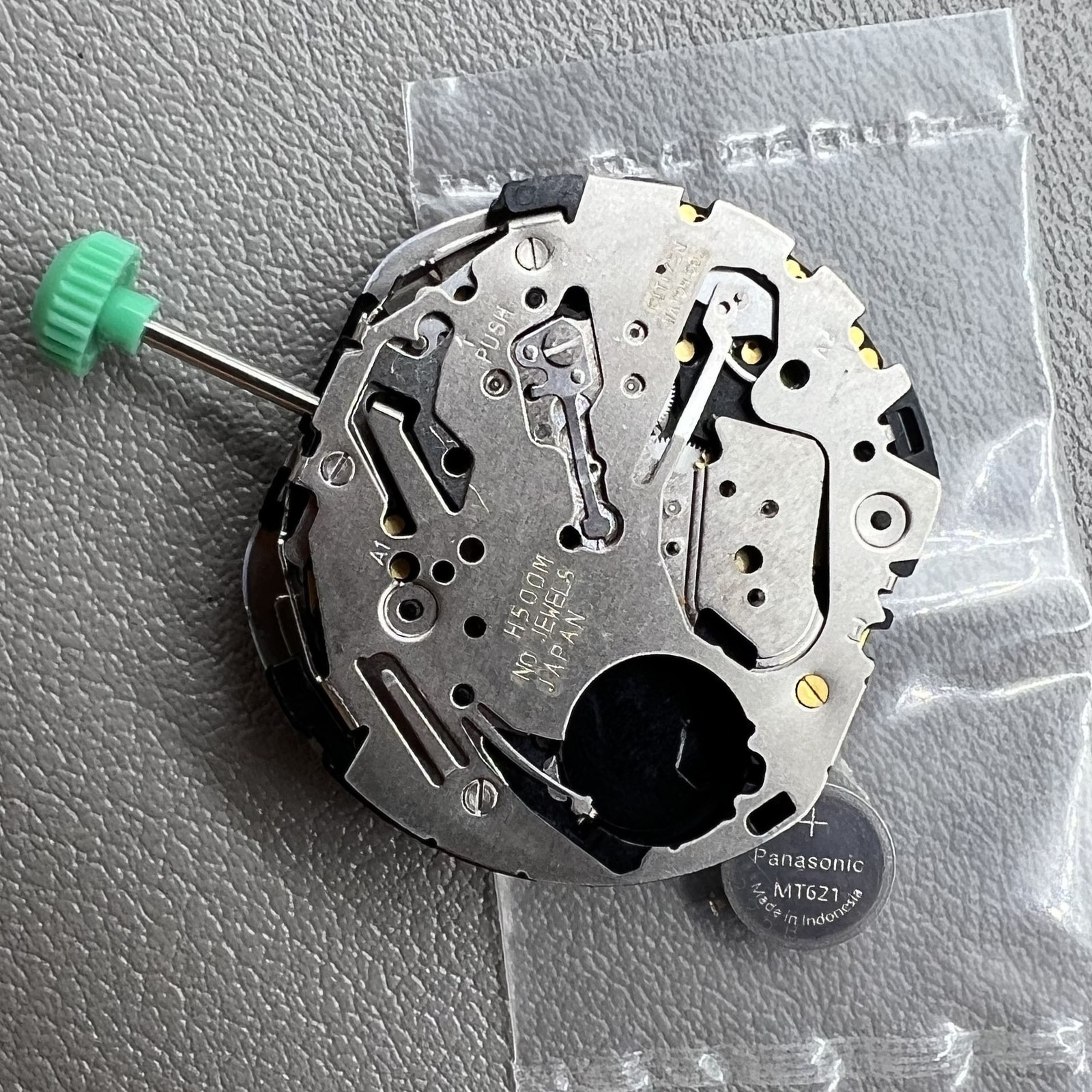 Citizen H500M Solar Quartz Movement Eco-drive Movement Small Seconds