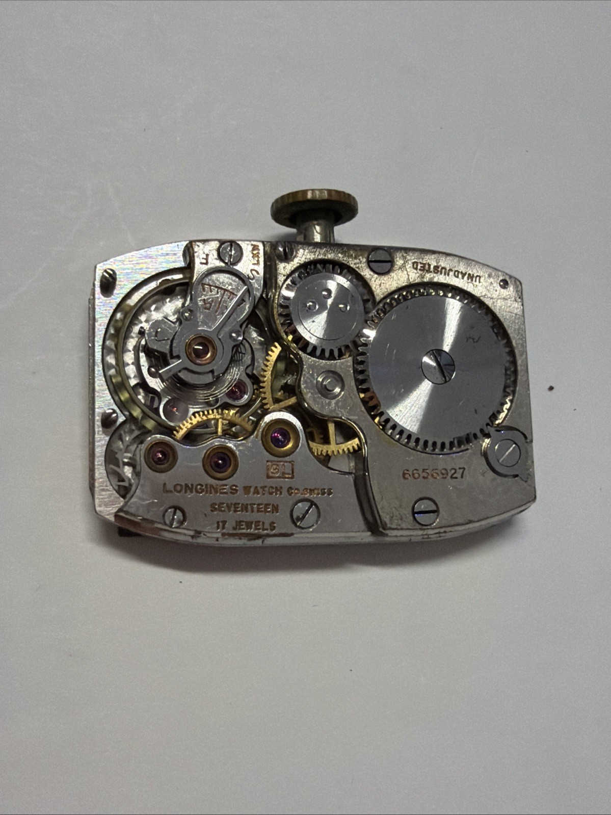 Vintage Longines 9L 17 jewel men’s wrist watch movement with hands. WORKING