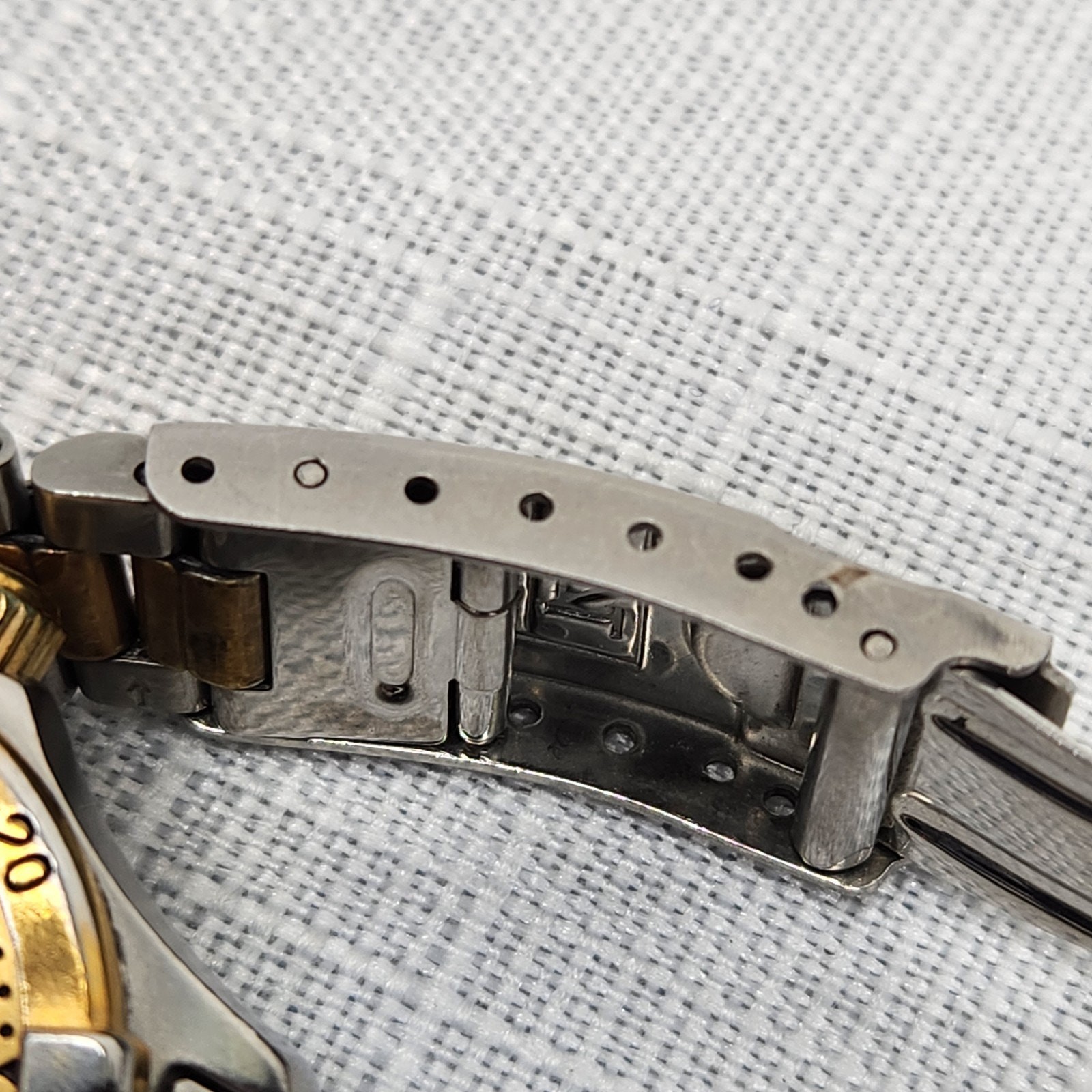Tag Heuer Watch 964.008 FOR PARTS Gold and Silver Tone NOT WORKING