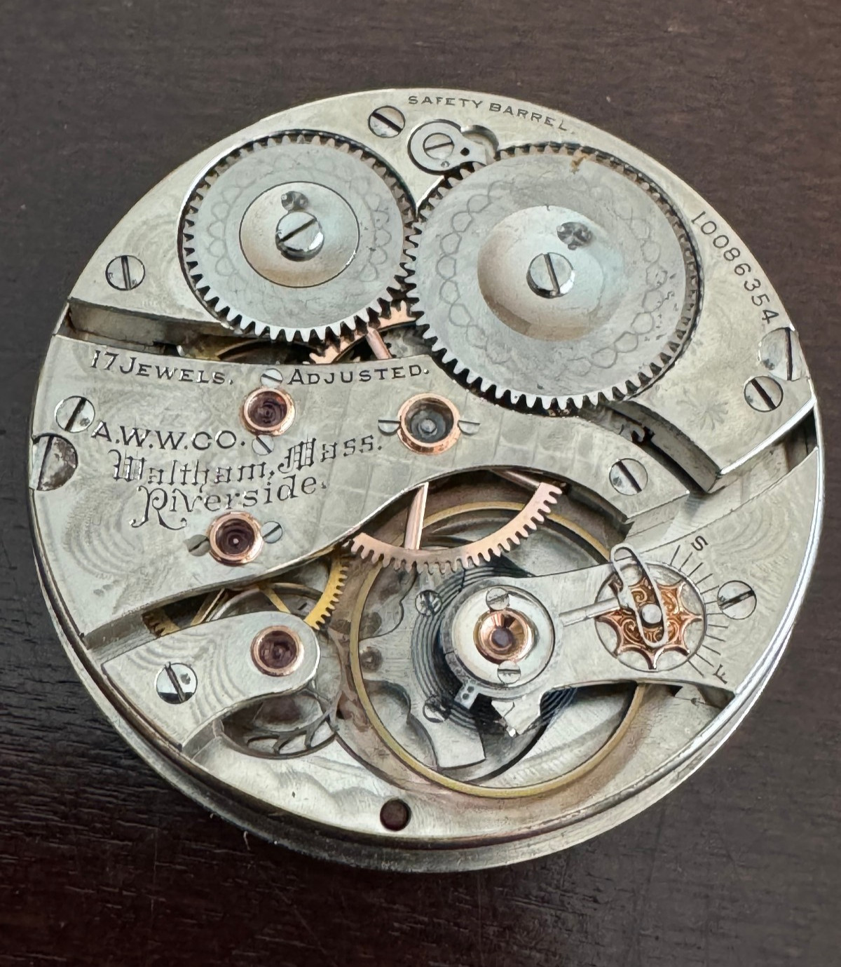 VINTAGE 16 SIZE WALTHAM POCKET WATCH MOVEMENT GR. RIVERSIDE M# 1899 KEEPING TIME