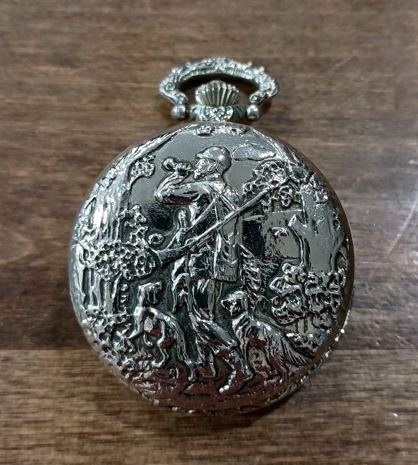 hunting scene pocket Watch lifestar watch – 46.5 mm – for parts Or Need Battery