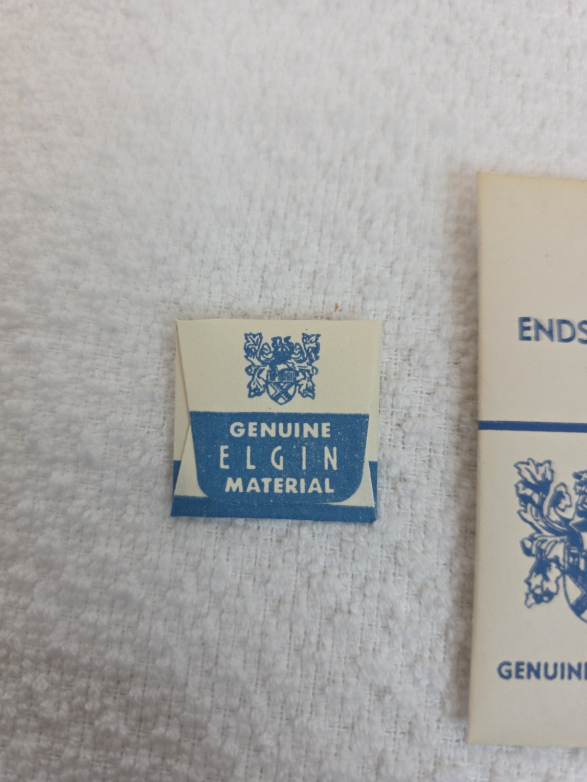 Genuine Elgin 3 Screw, Endstone Clamp Upper Escape #650 Watch Parts NOS