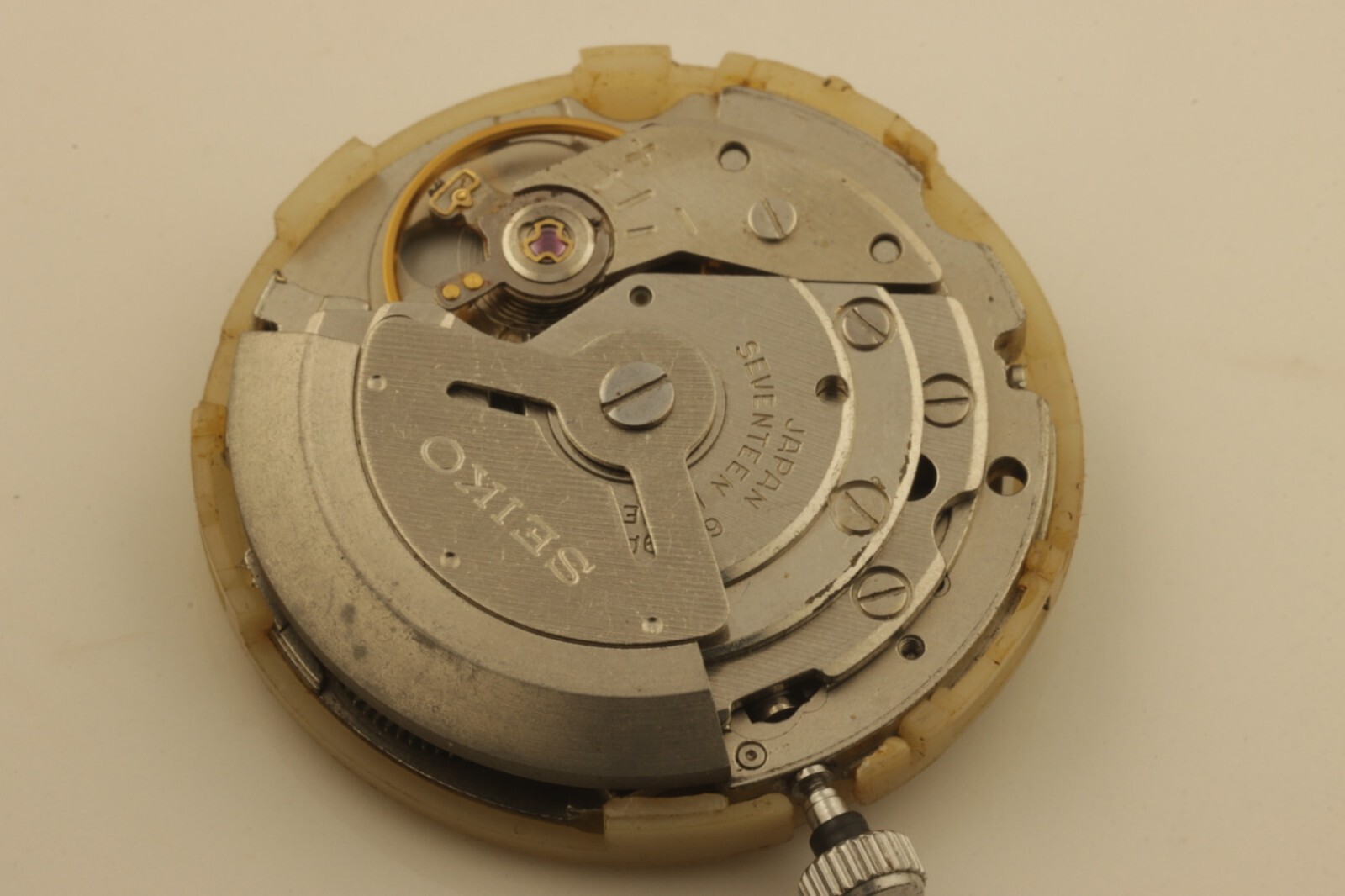 old used seiko movement …working condition.