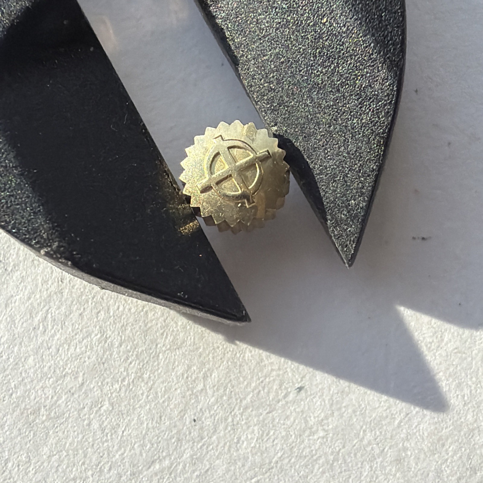 AV50 VTG GoldTone Replacement Zodiac 4.0mm Watch Crown Sold As Is Condition**