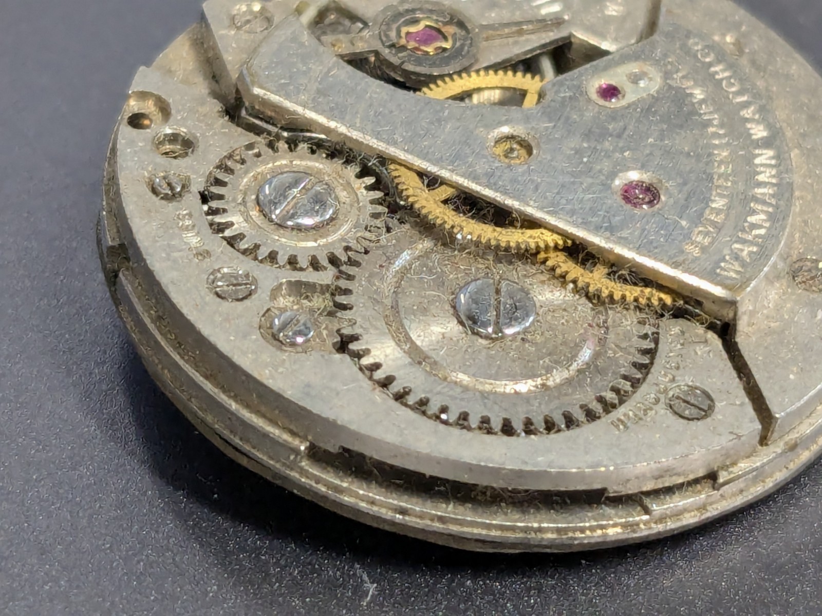 Vintage Wakmann Military Dial Swiss Cal. WOG 17 Jewel Mechanical Watch Movement