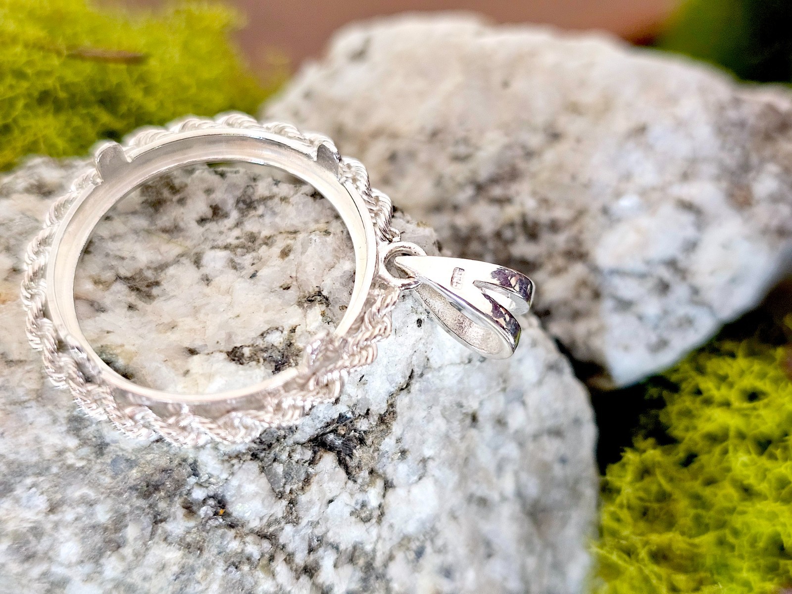 925 Sterling Silver Rope Edge Bezel for 22mm Nickel 5 Cent Coins