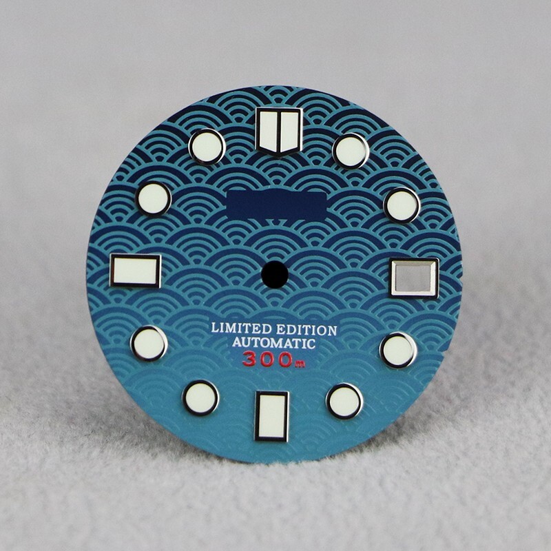 28.5mm Watch Dial Fish Scale Pattern Green Blue Lume Fit Nh35/36 4R Movement