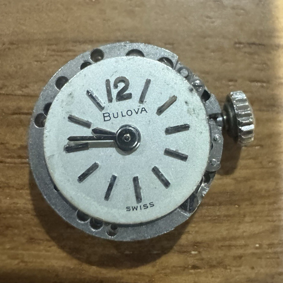 Vintage Bulova 7 Jewel Swiss Ladies Watch Movement Running w Original Dial Crown