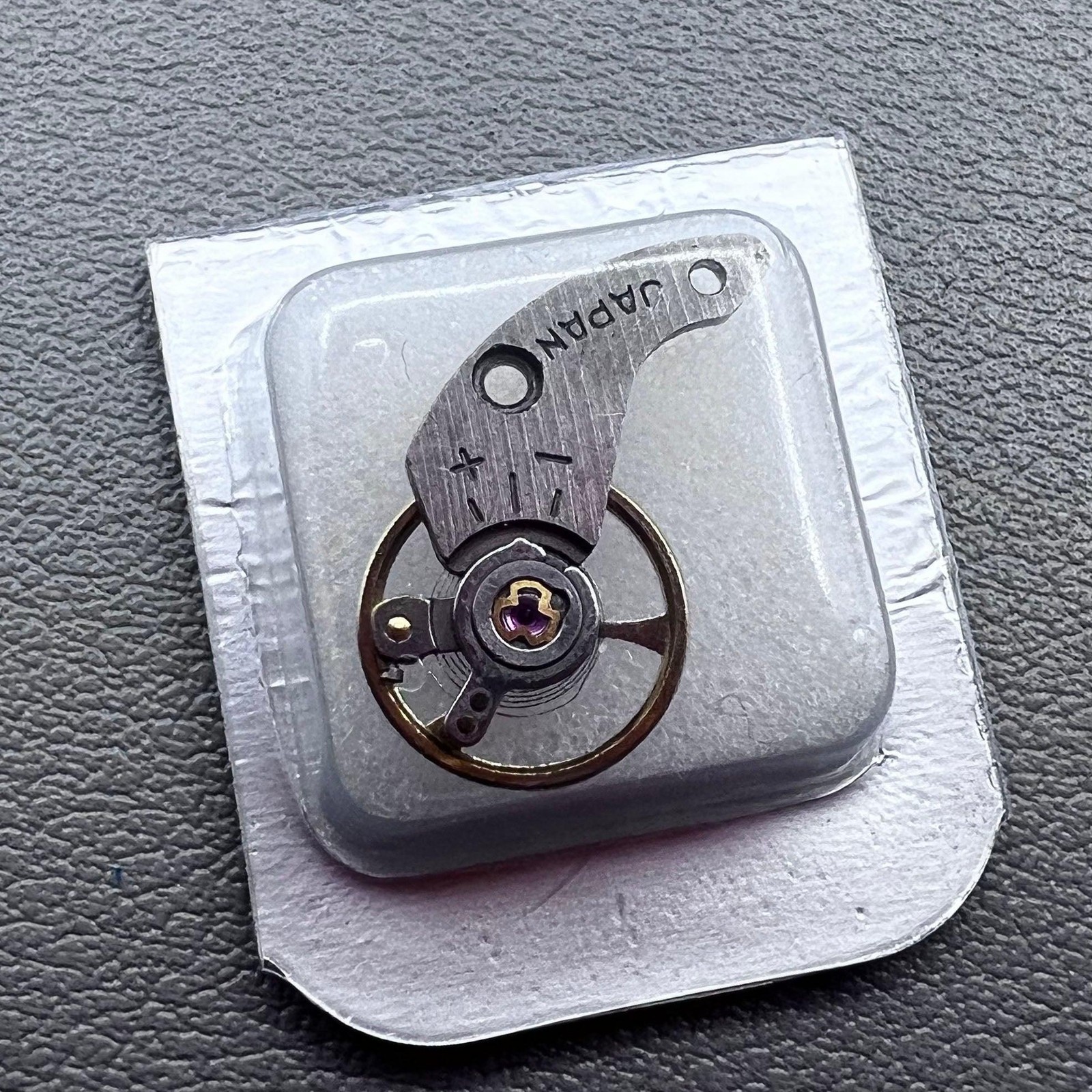 Japan Complete Balance Wheel with Splint Generic for 7009A Movement