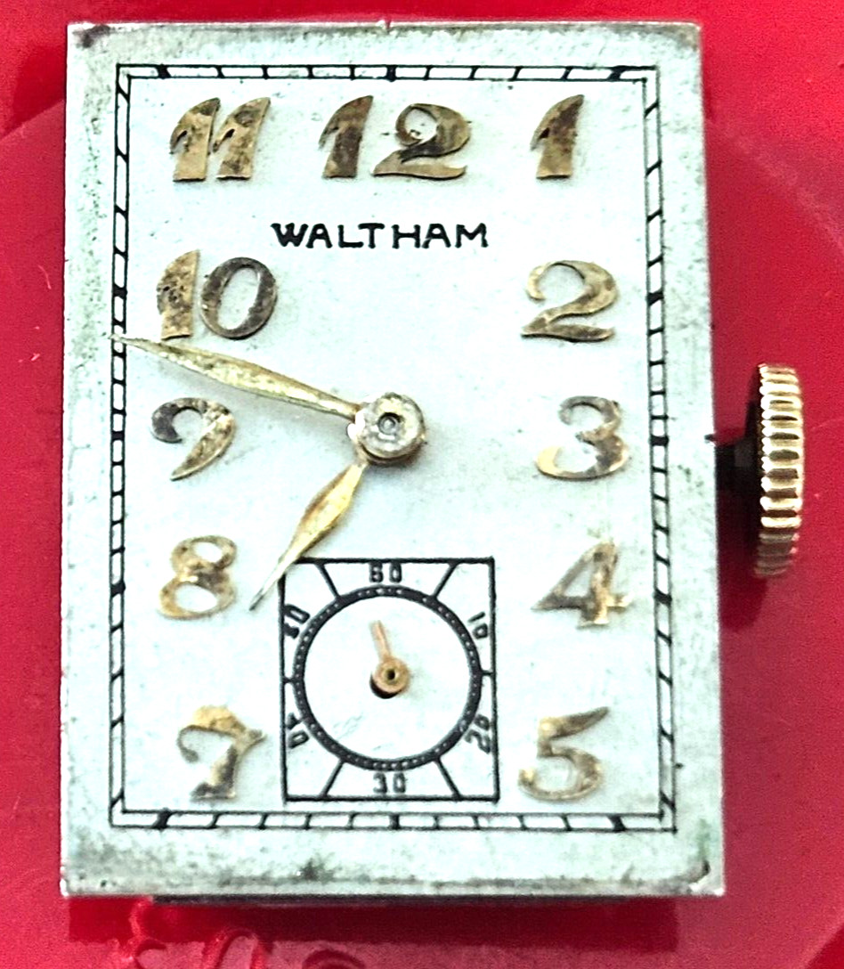WALTHAM PREMIER 17J Watch Movement (REMOVED FROM GOLD CASE/BALANCE RUNS)
