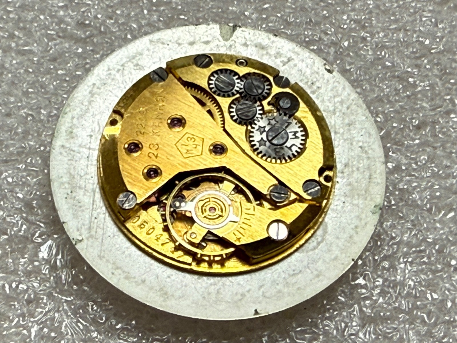 USSR POLJOT de LUXE movement 2209 caliber Gold Plated watch mechanism. FOR PARTS