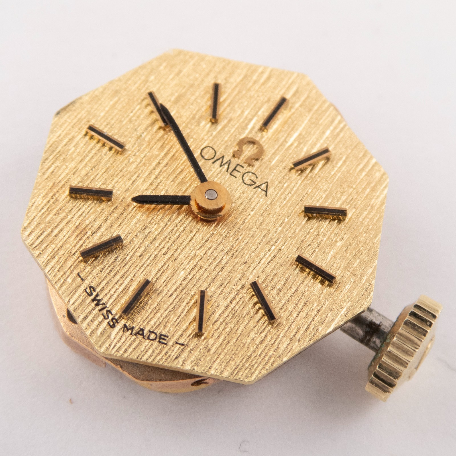 Vintage Omega Caliber 1100 17-Jewel Wristwatch Movement, Keeps Time