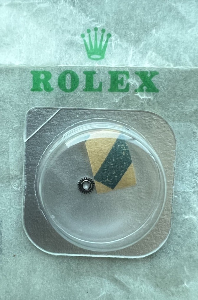 Genuine Rolex B3135-550-Y1 Pinion for Oscillating Weight OC#1487