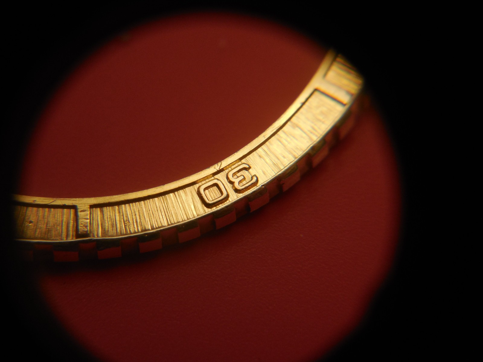 GENUINE ROLEX 18K GOLD THUNDERBIRD 16253 TURN O GRAPH BEZEL + CRYSTAL RETAINER