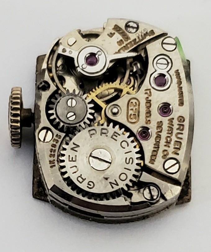 Gruen 17 Jewels 275 Ladies Watch Vintage Movement for Parts or Repair