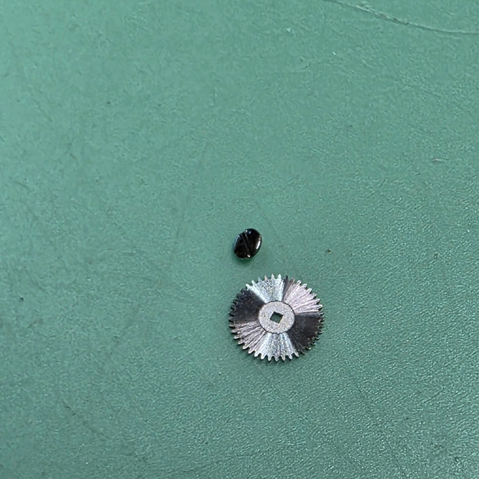 Ratchet Wheel A. Schild AS Cal.1012 Original Watch Part /W108