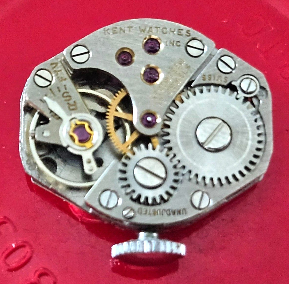 VINTAGE~KENT LUCERNE~17J SWISS WATCH MOVEMENT (GOOD BALANCE)