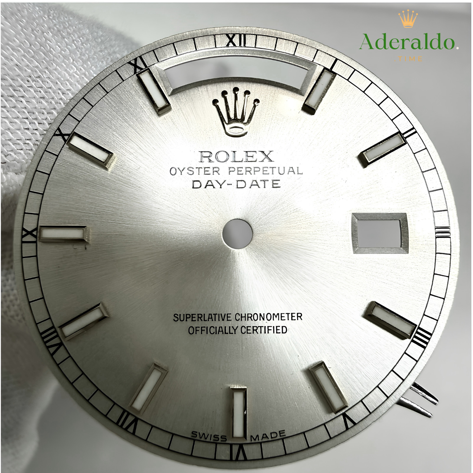 Rolex Day Date Dial 118238 Champagne Dial Super-Luminova – Original