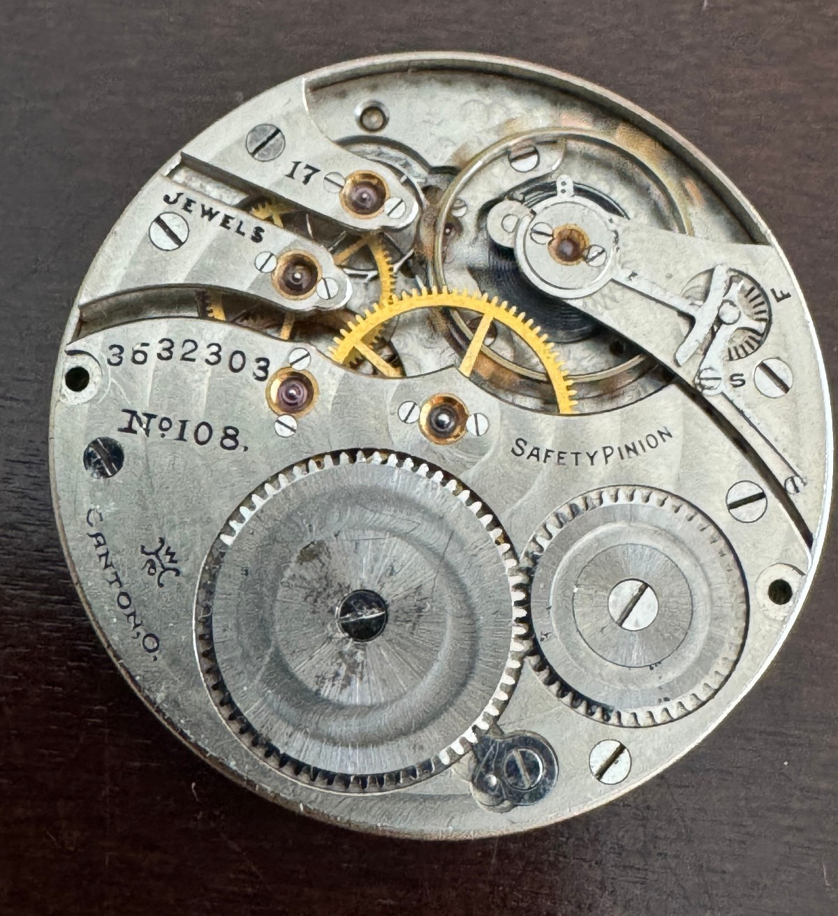 VINTAGE 16 SIZE HAMPDEN DUEBER POCKET WATCH MOVEMENT GR. 108 KEEPING TIME