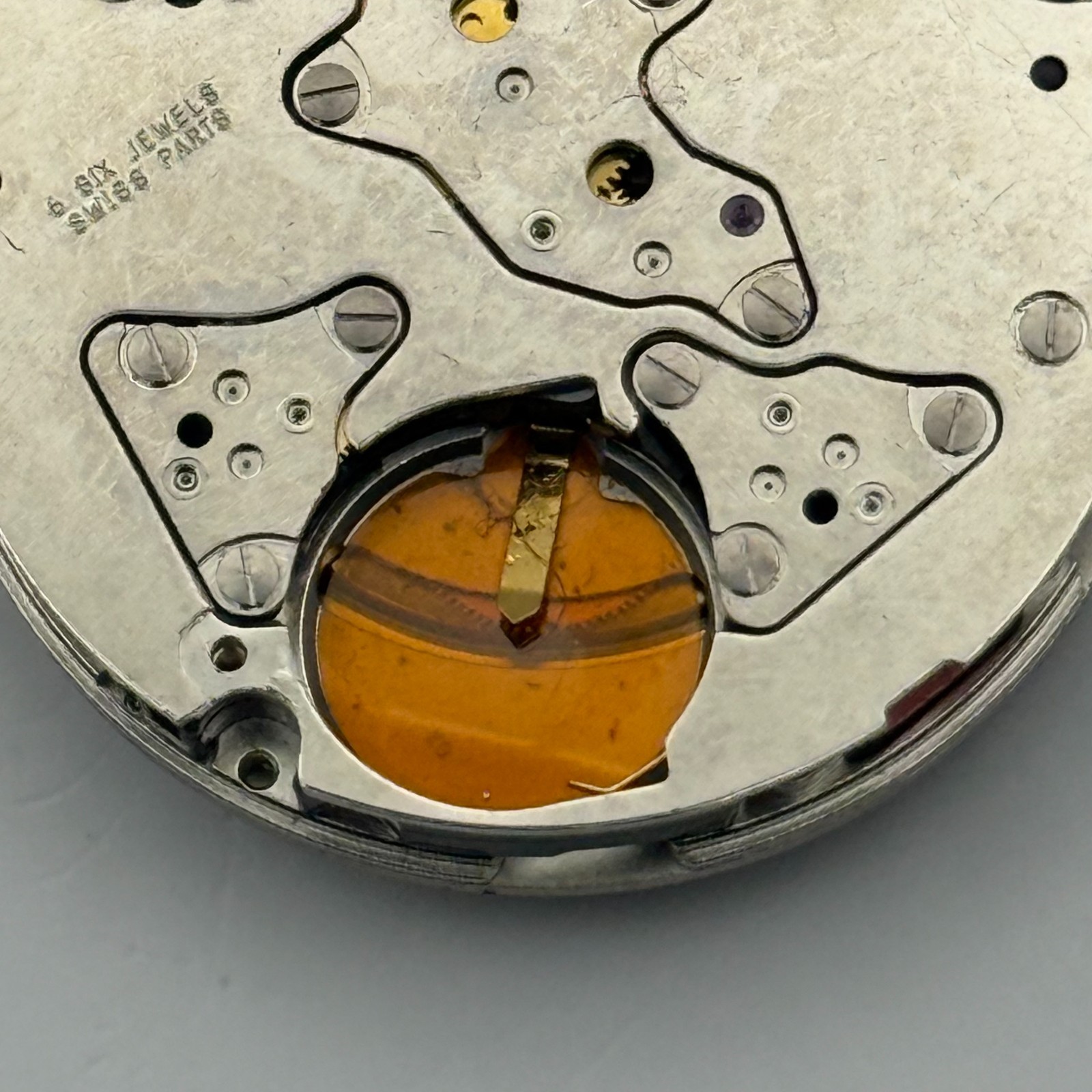 Ronda 5040.D Watch Movement Quartz Swiss Date 6 Jewels Vintage Parts 28.4mm