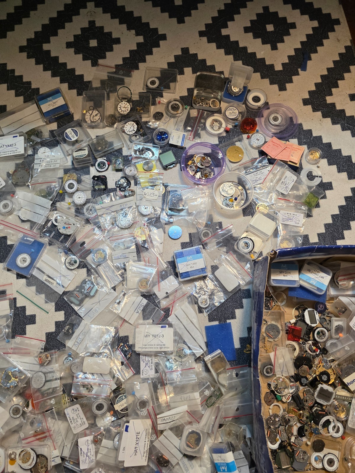 New and used Japanes watches movments and parts