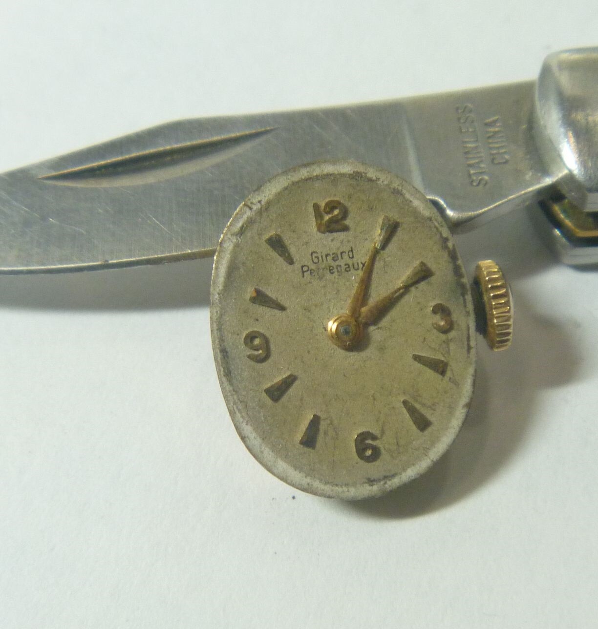 1950s Girard-Perregaux 17 Jewels 5 1/2 Ligne Lds Movement, Dial Hands 4Parts!