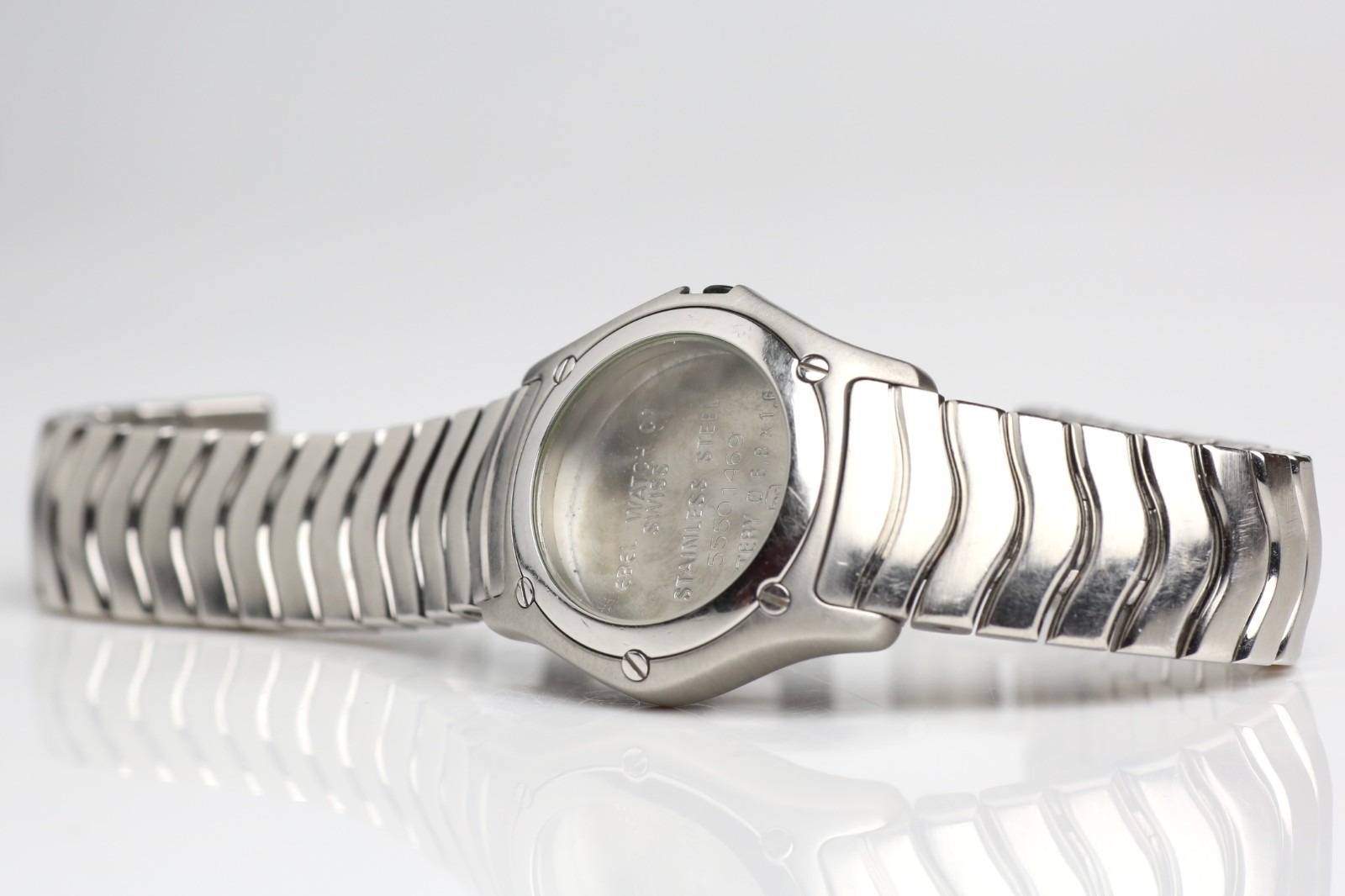 Ebel Classic Wave Quartz Ladies Case & Bracelet, 9157F11