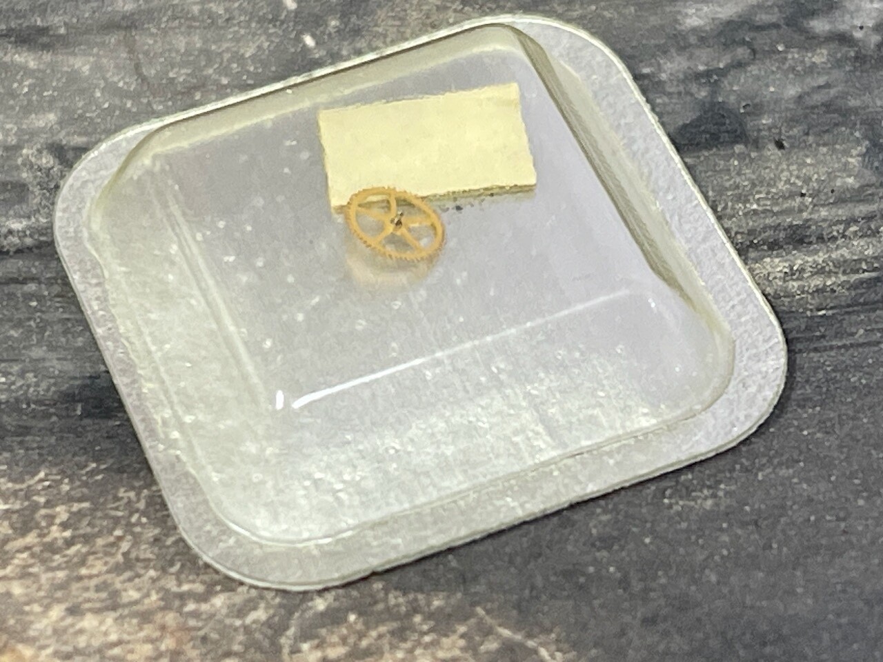 Sealed package Genuine vintage ladies Rolex watch 1400 Third Wheel 2918