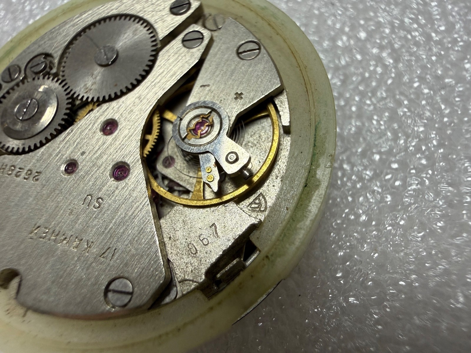 Vintage USSR Watch Movement CHAIKA / Poljot Cal. 2628H – For Parts