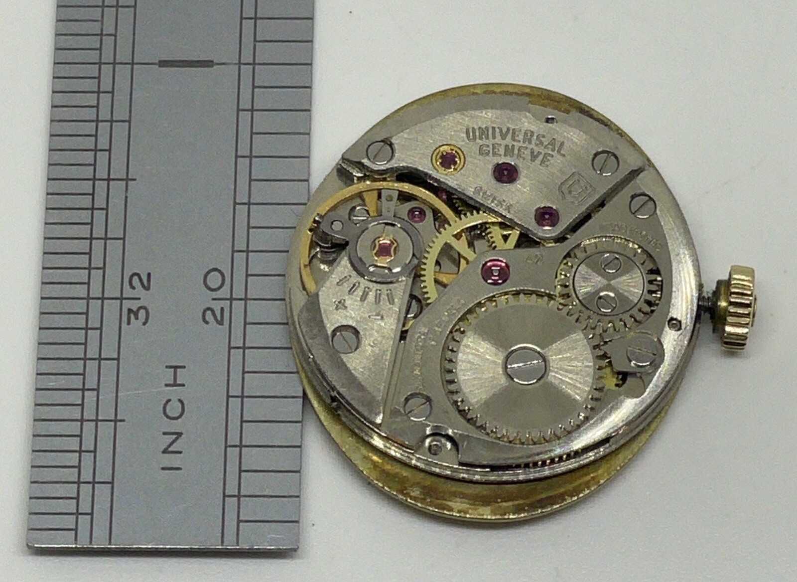UNIVERSAL GENEVE 42 MOVEMENT Swiss 17 Jewels Runs