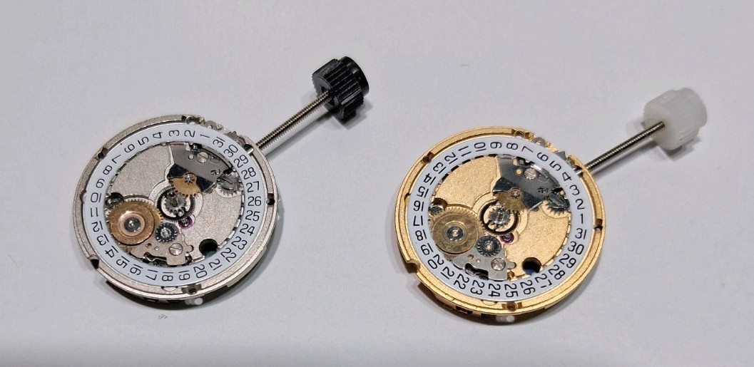 Tag Heuer ETA 956.112 MOVEMENT LOT FOR PARTS (2)