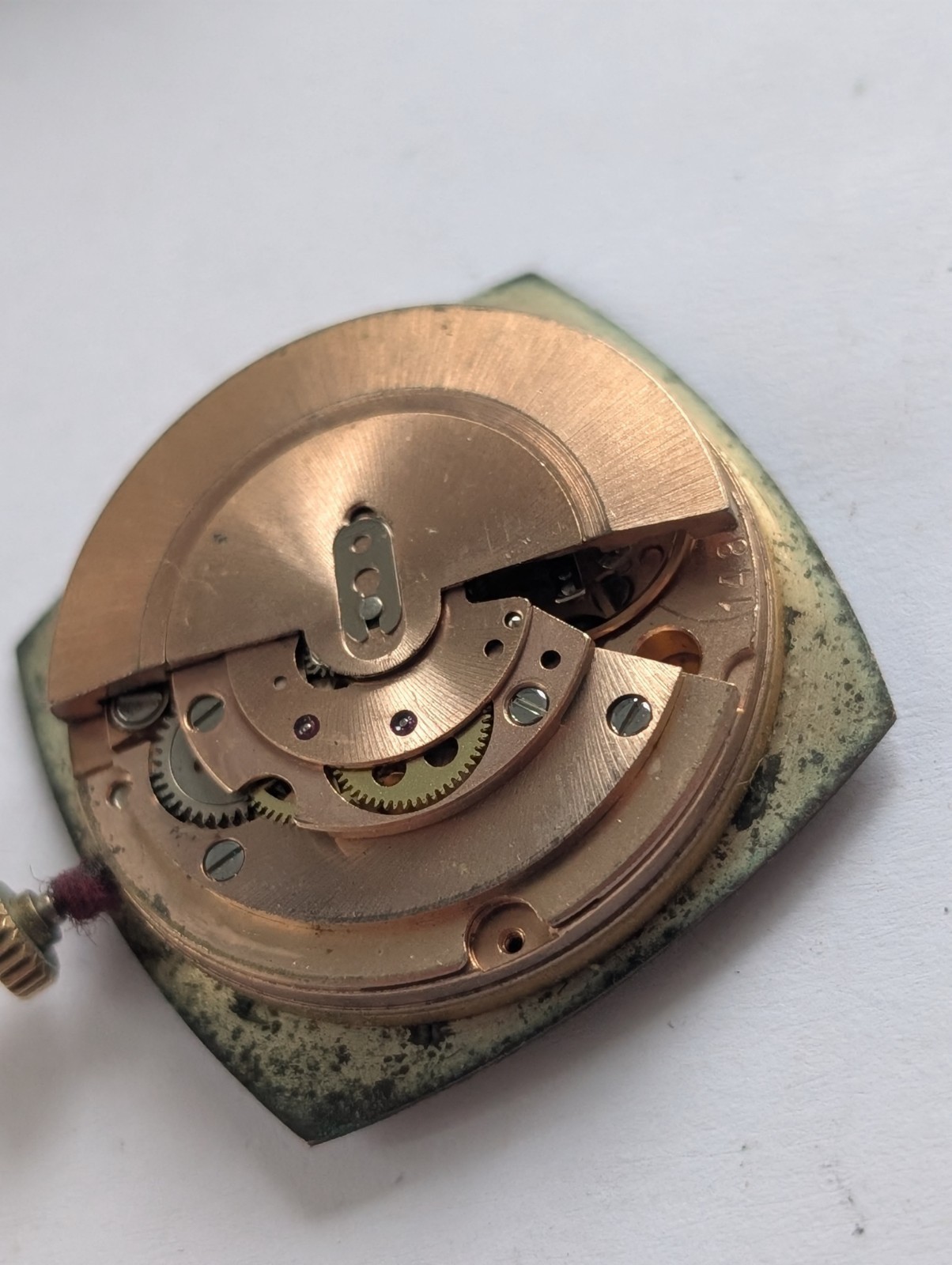 Vintage Omega 1481 Automatic Watch Movement (Runs-ish But Spares/Repairs)
