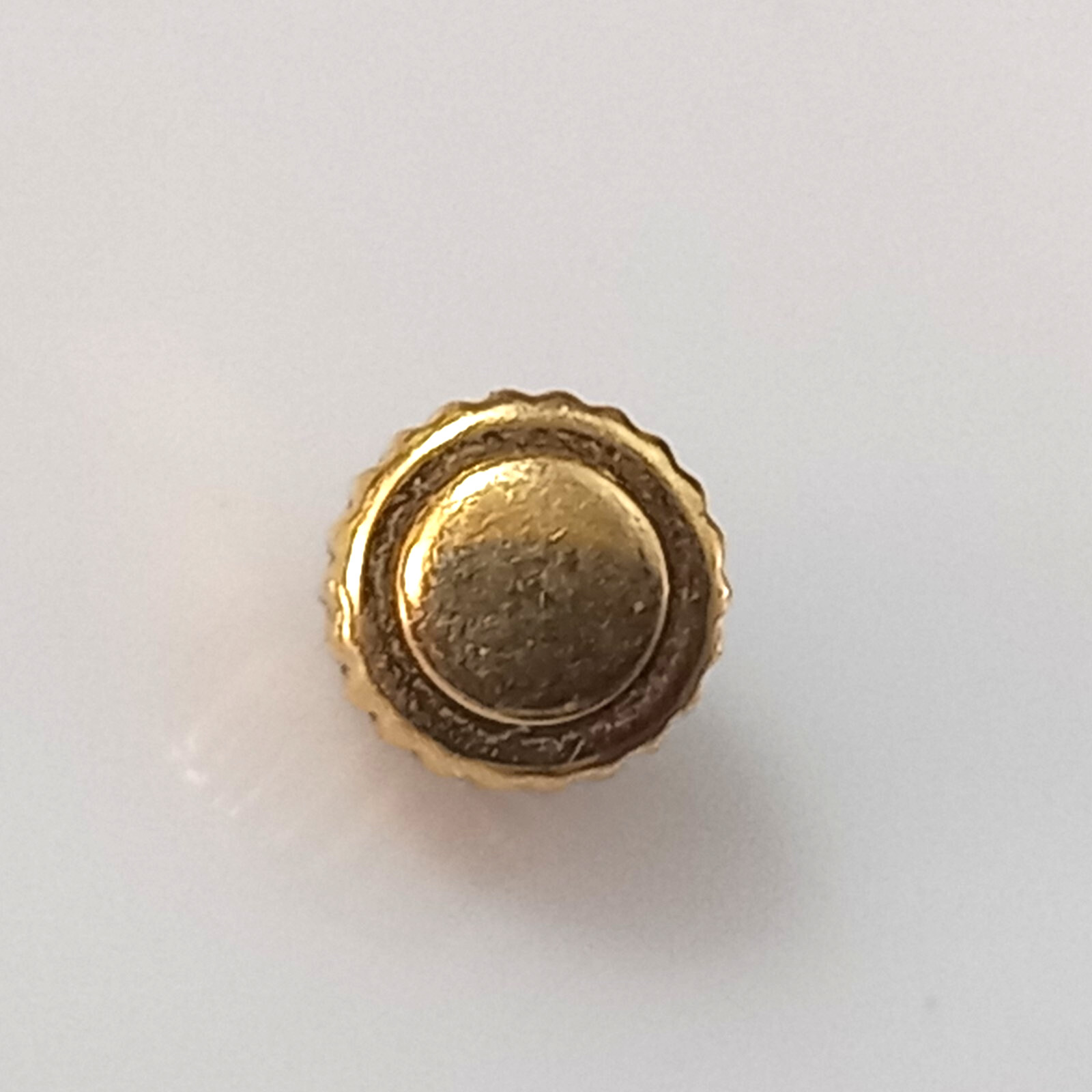 Rare 5.2 mm 18K Bvlgari Crown Stem: 0.9mm Tap 10 Weight: 0.8g