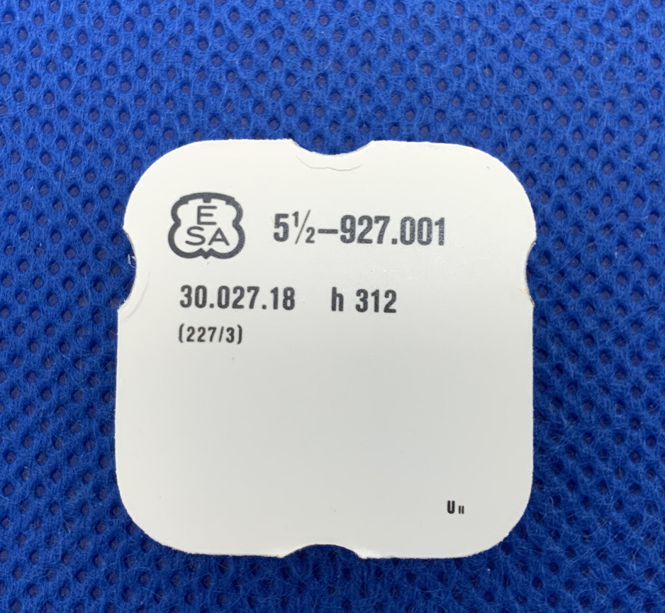 ESA 927.001 # 30.027.18 Part # 220/915-227/3 Fourth Wheel. Sealed. NOS. 14L