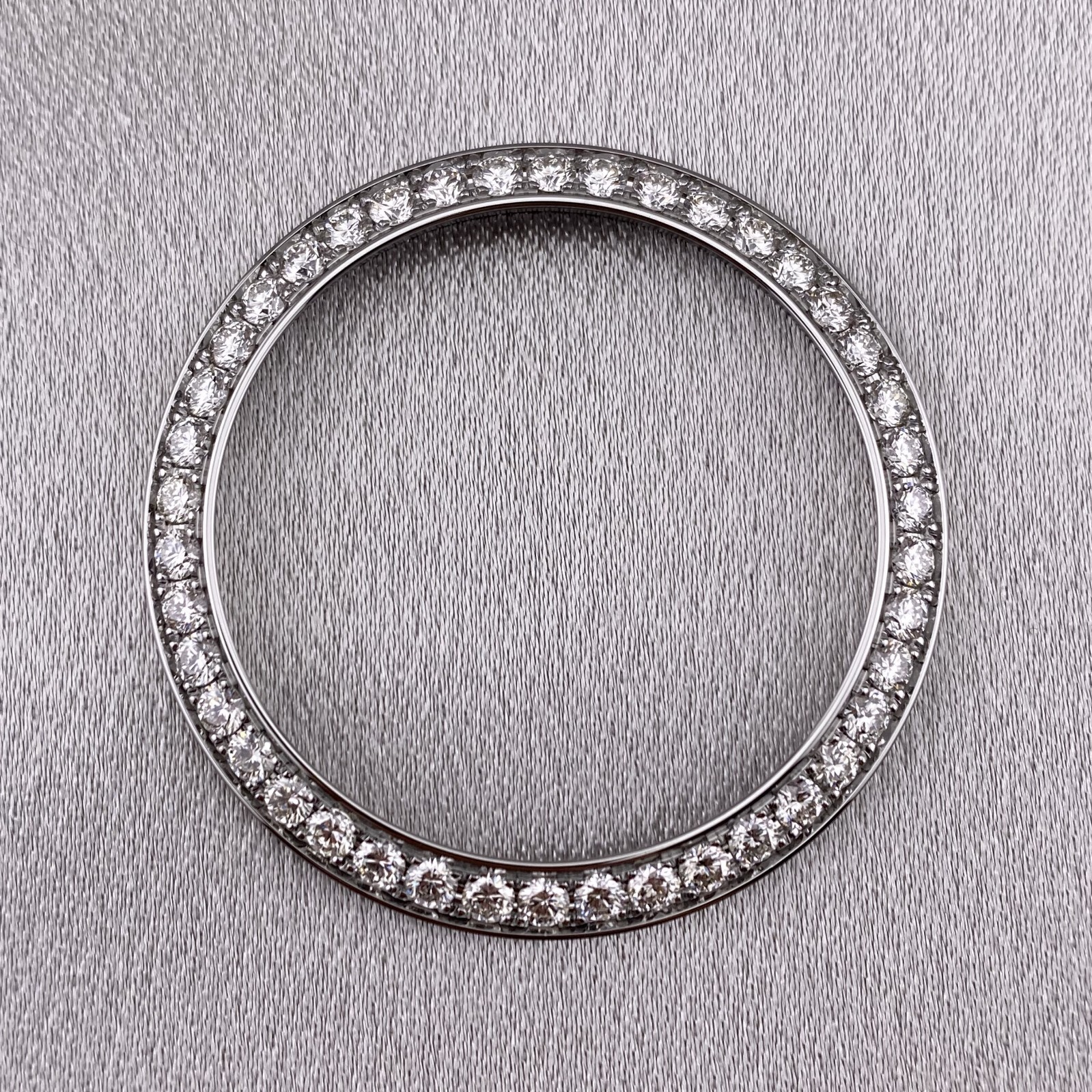 Custom diamond Stainless bezel 41mm Rolex Datejust 3.0 CTS.REF. 116300/116334