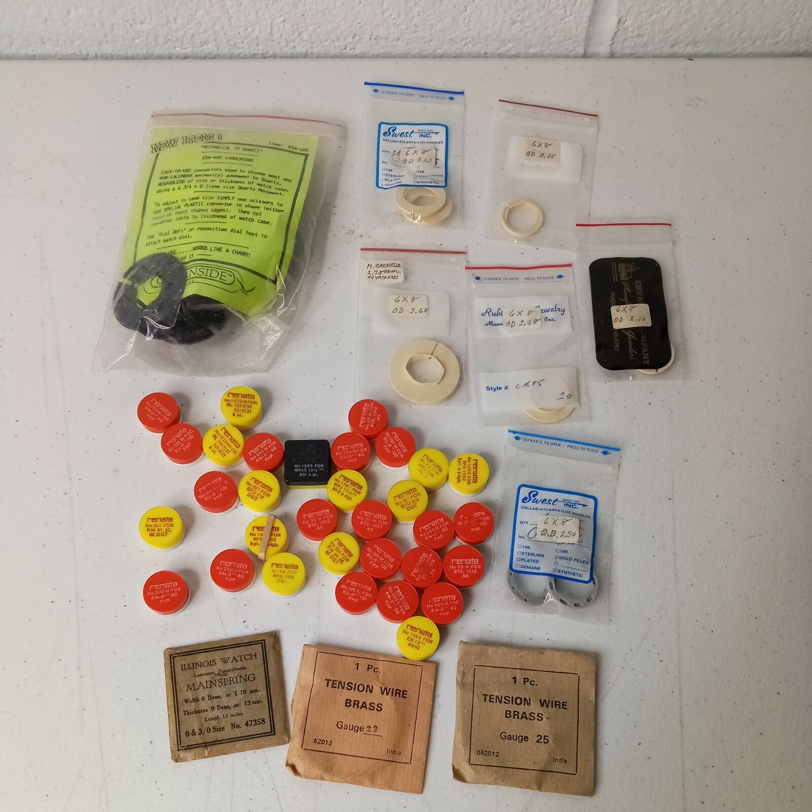 Watch Parts Repair Lot Vintage NOS Renata FHF AS DGT Illinois Myota 35 + Pieces
