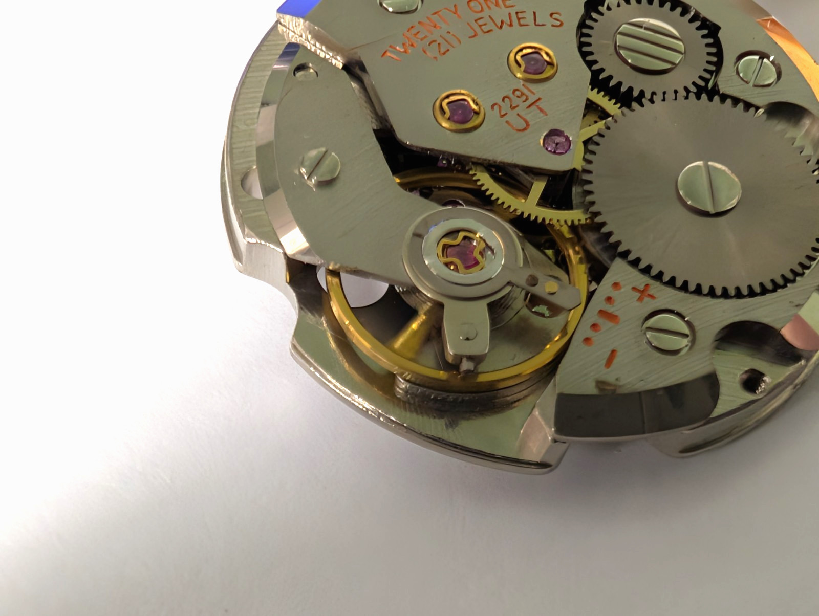 Vintage Unitas/UT 2291 movement, 21 Jewels automatic winding movement, RUNS. nee