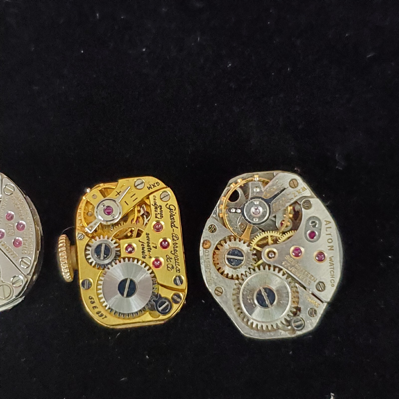Vtg Ladies Watch Movement Lot Of 8 Bulova Hamilton Longines Waltham 17 Jewels