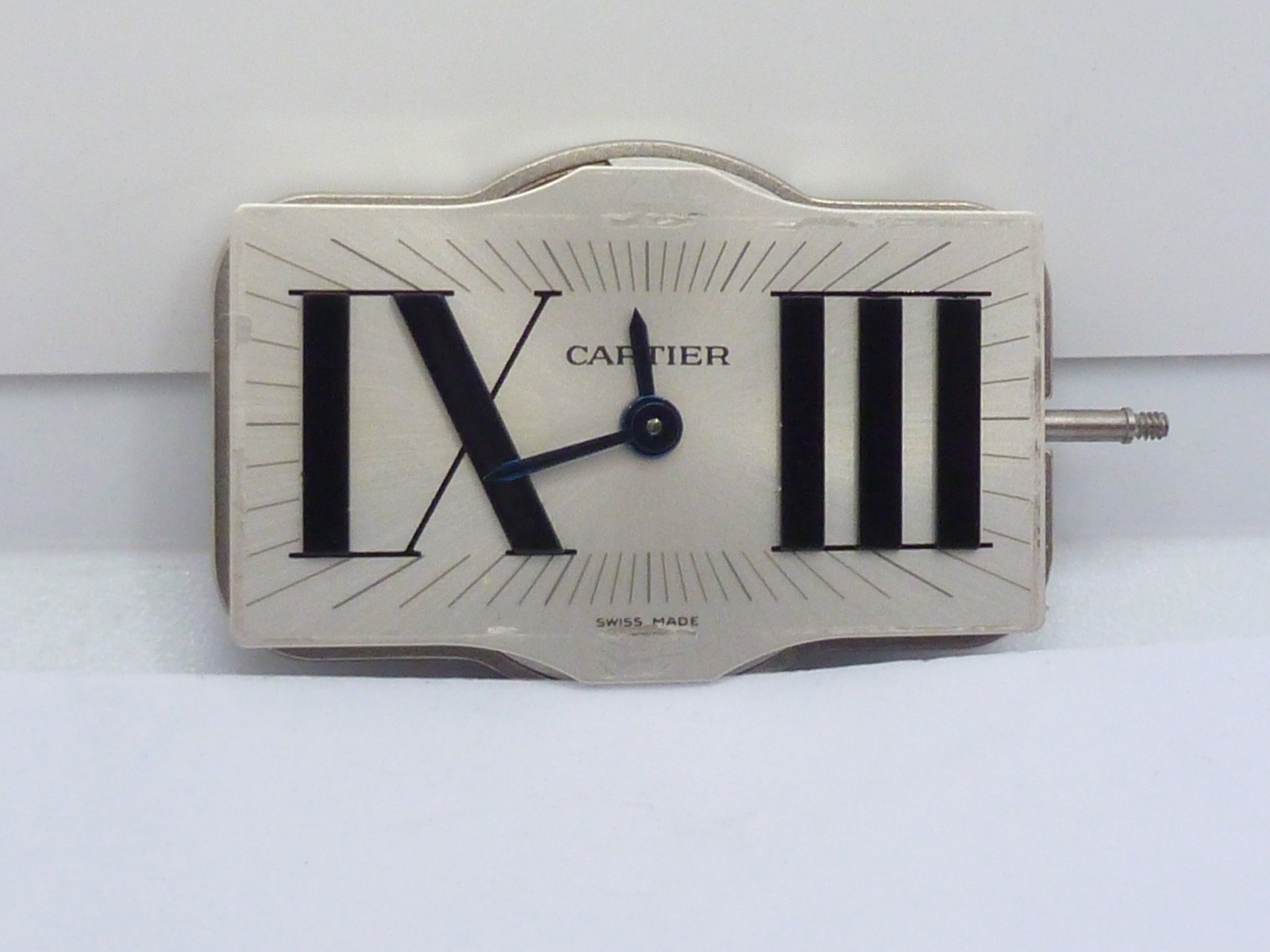 Cartier 157 Movement – Works with dail hands Quartz