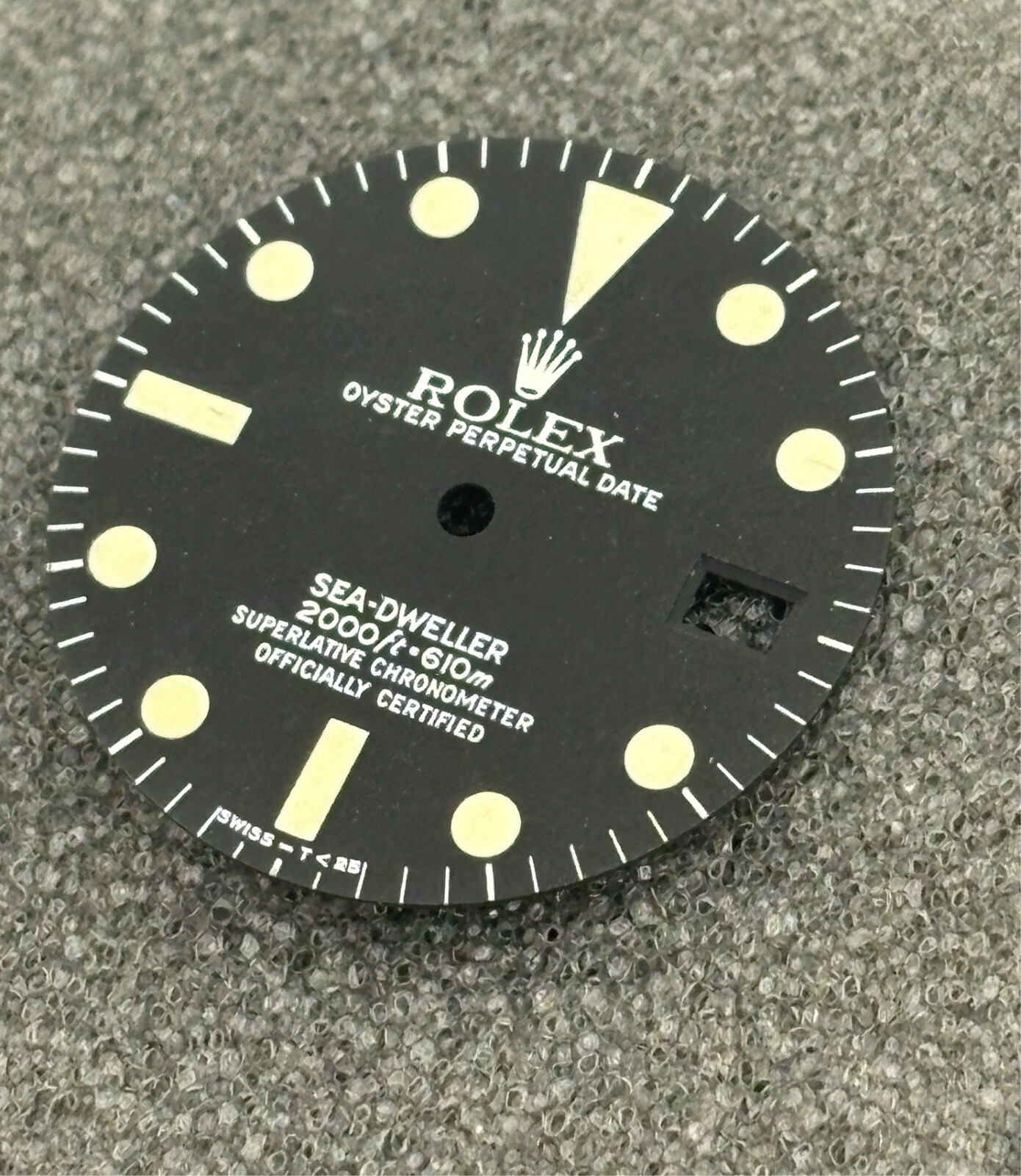 Rolex Vintage Sea-Dweller Model 1665 2000ft. Beautiful Original Dial