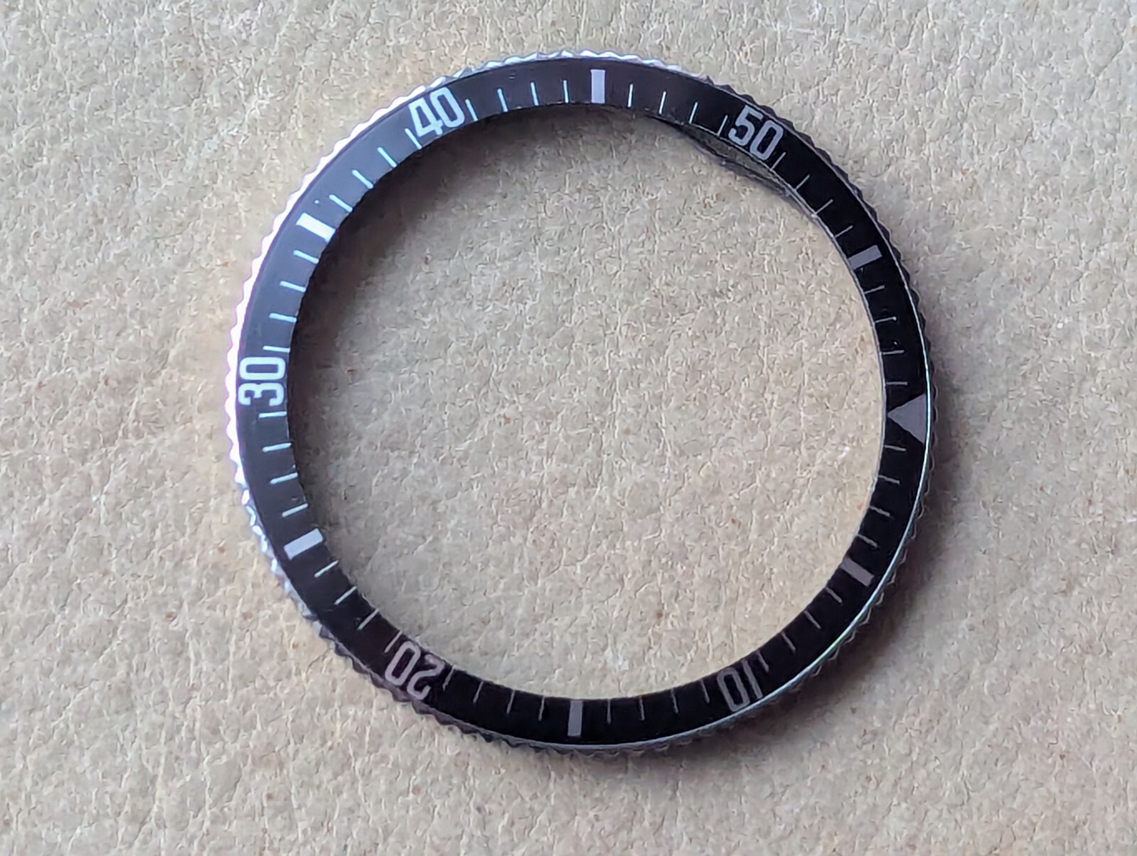 Vintage 1960’s Caravelle Sea Hunter Diver SS Bezel/Black Insert/Tension Spring