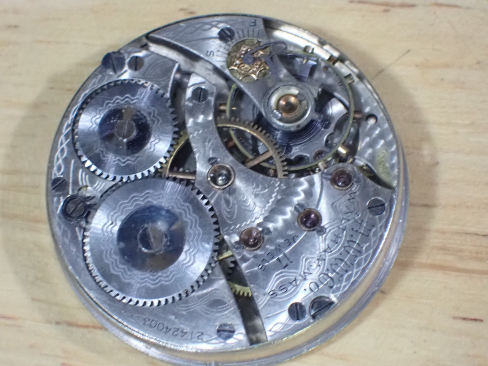 Waltham 17 Jewel Manual Wind 16s Pocket Watch Movement good balance 625