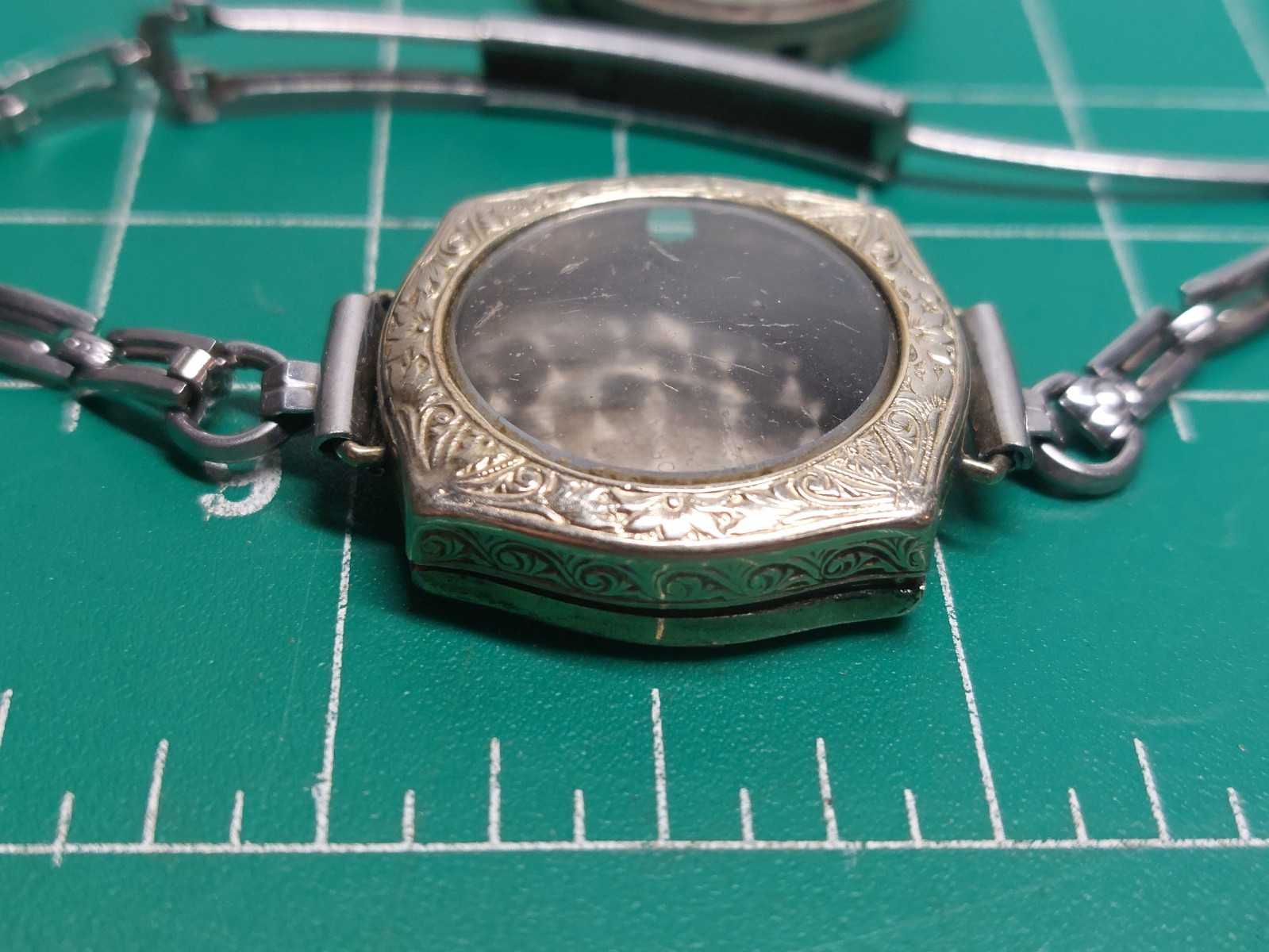 Vintage Exello 16 jewel watch movement For Parts w 14k Gold Filled Case