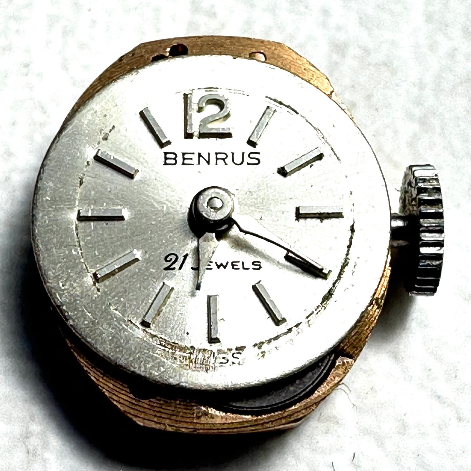 Benrus DZ4F1 Ladies 21 Jewel Mechanical Watch Movement FOR PARTS 20-209