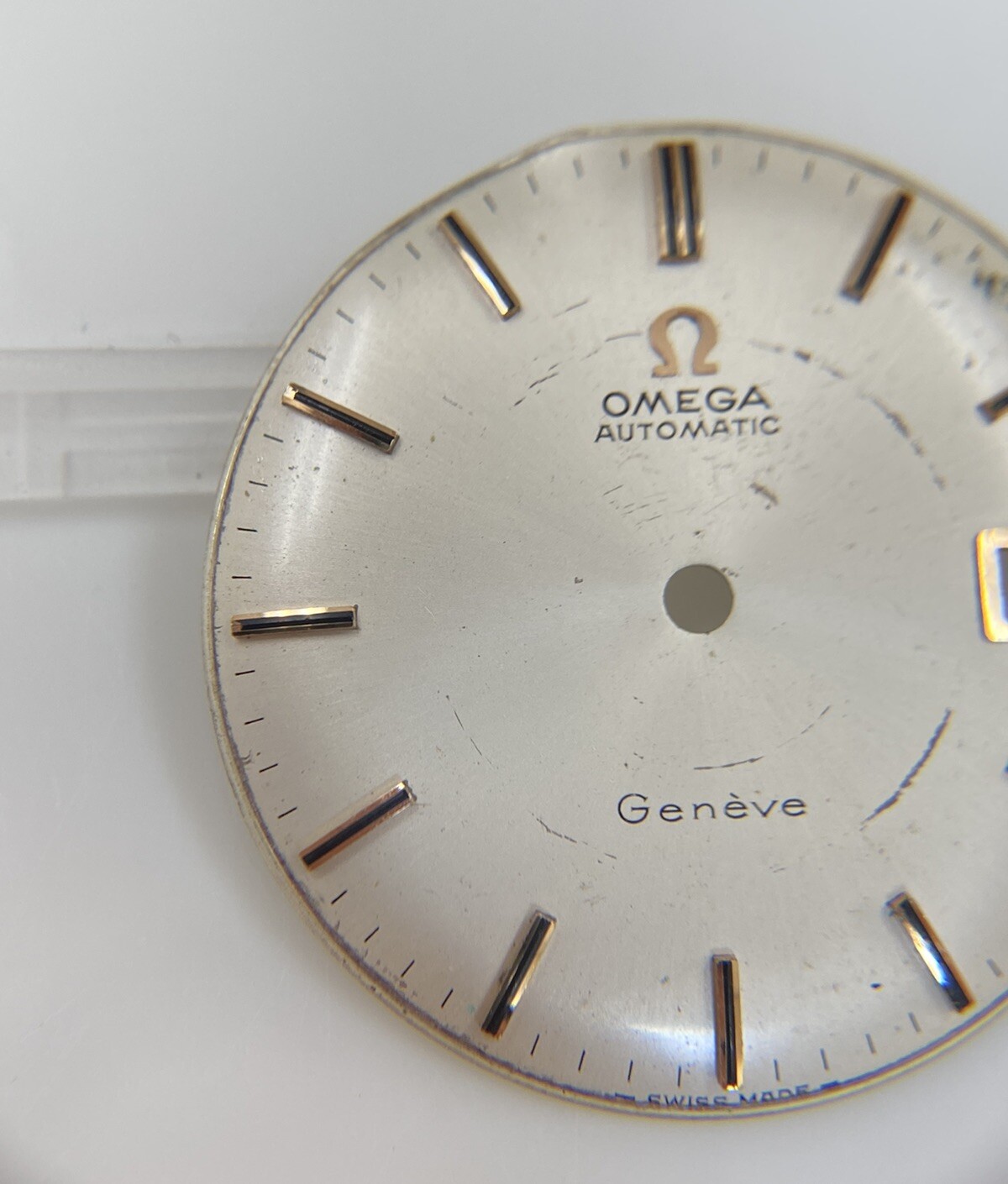 Original Omega Caliber 565 Silver/Gold Stick Date @3 Dial