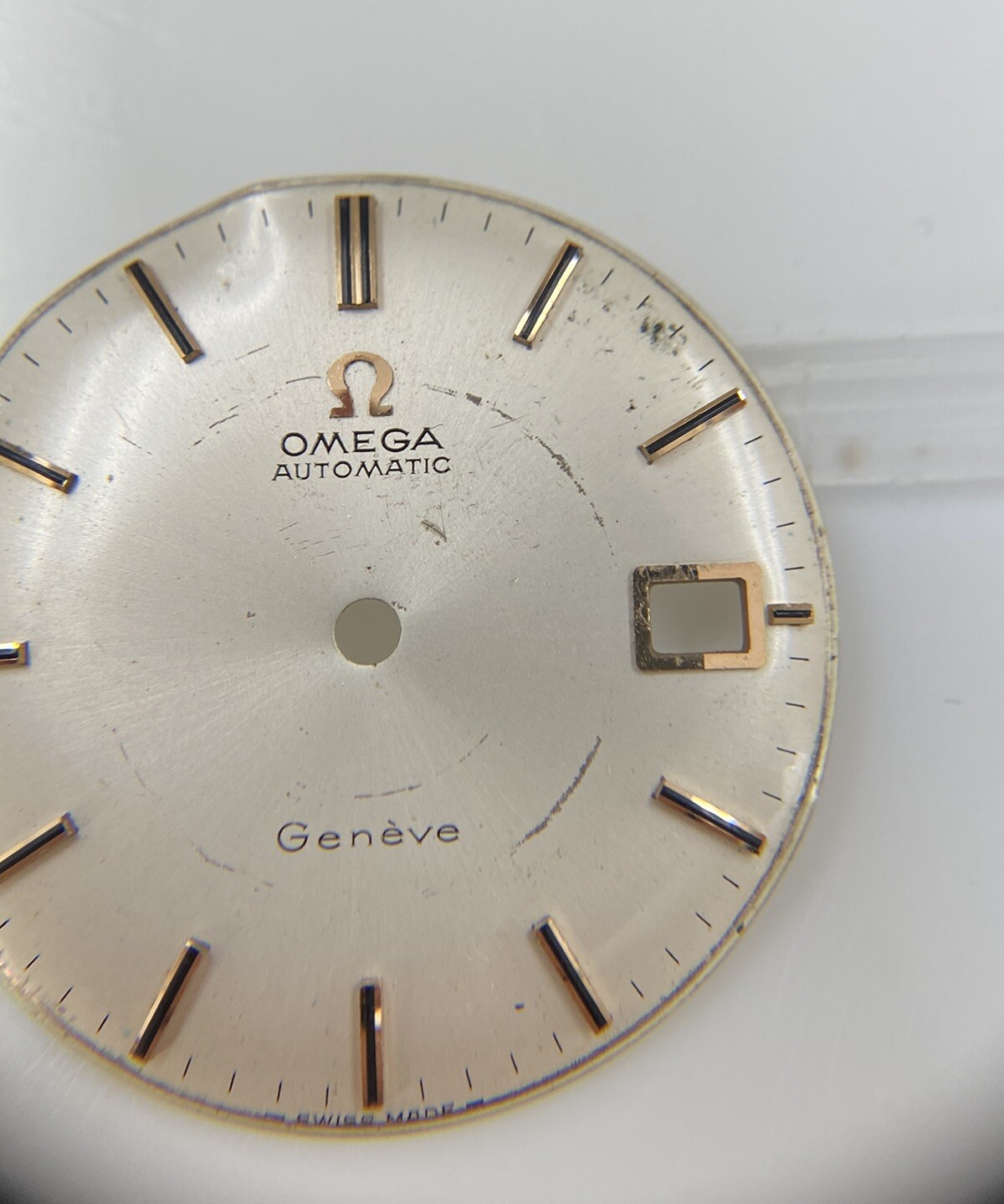 Original Omega Caliber 565 Silver/Gold Stick Date @3 Dial