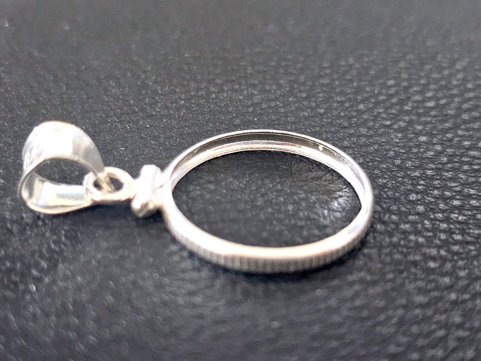 925 Sterling Silver Screw Top Simple Bezel for 18mm Dime 10 Cent Coins